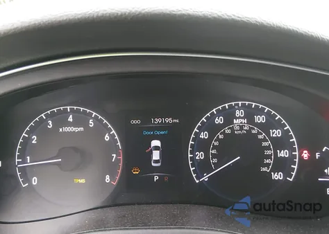 2012 Hyundai Genesis 4.6 z USA, uszkodzony, nr VIN KMHGC4DF3CU170440